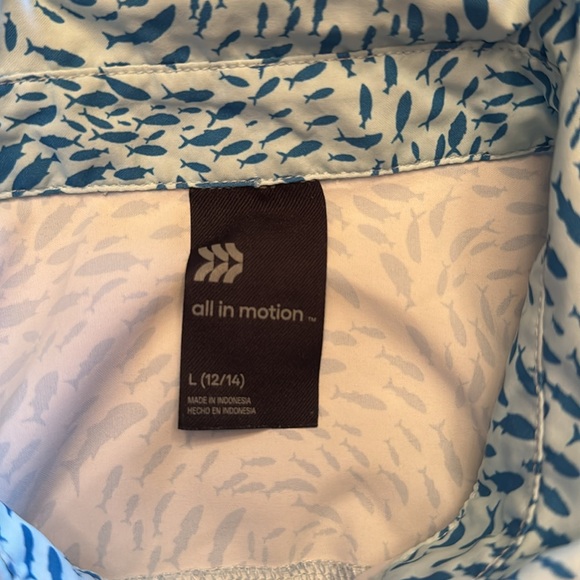 Swim shirt button down - Picture 2 of 2